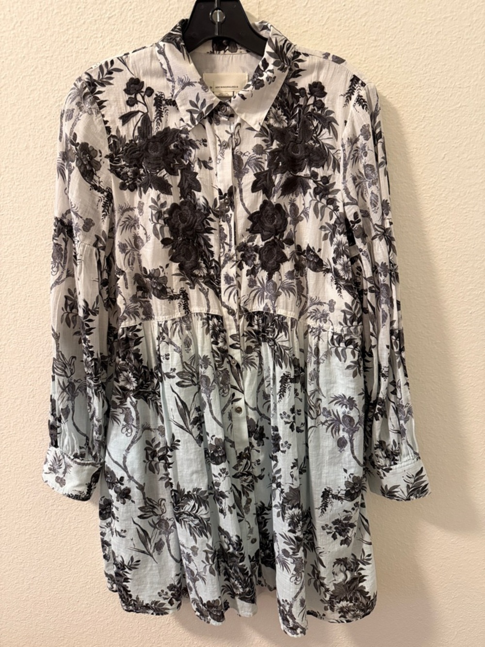By Anthropologie size 10 Black & White Floral Button-Up Tunic dress